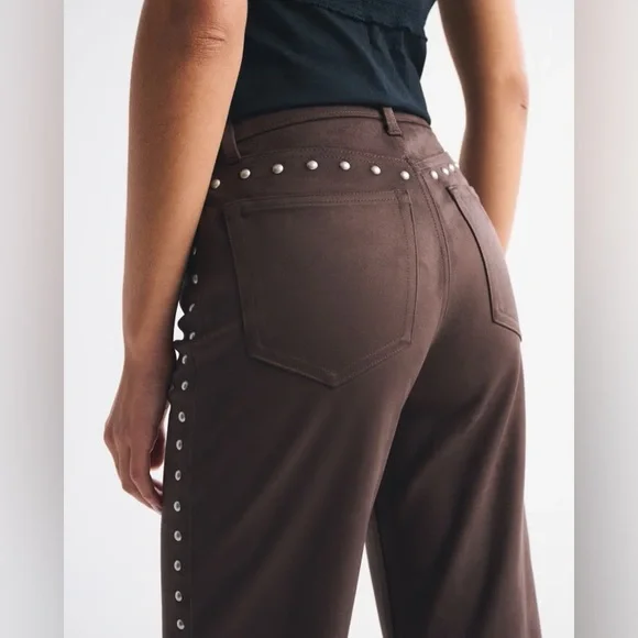 Abercrombie & Fitch High Rise 90s Relaxed Vegan Suede Pant - Picture 6 of 8